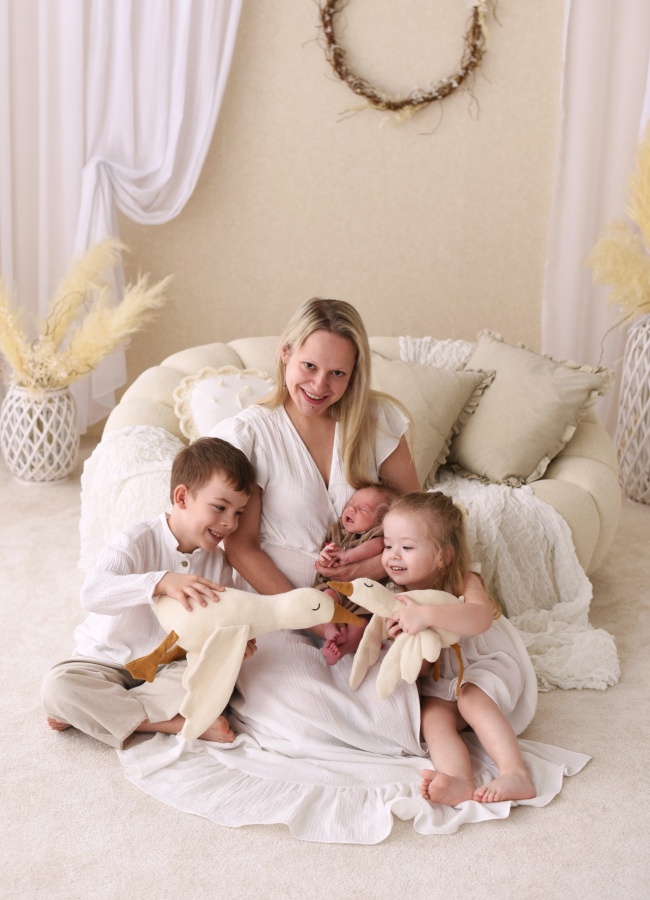 Newborn lifestyle fotenie Soňa Kalabová Newborn lifestyle fotenie Soňa Kalabová