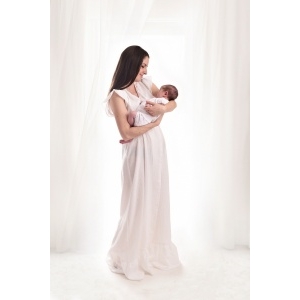 Newborn photoshoot sona kalabova