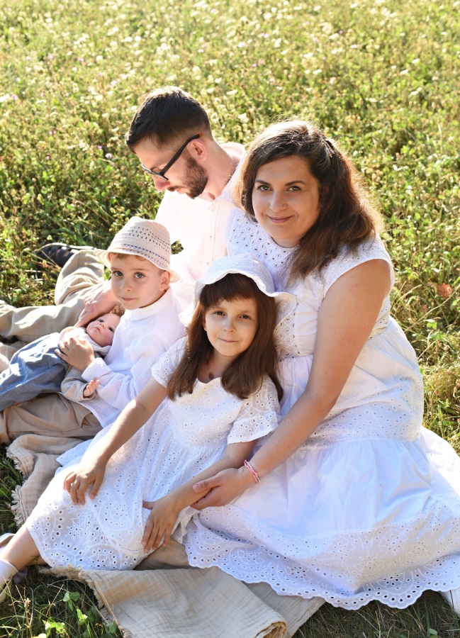 Rodinne fotenie v prírode Soňa Kalabová Family portrait photography Rodinne fotenie v prírode Soňa Kalabová Family portrait photography