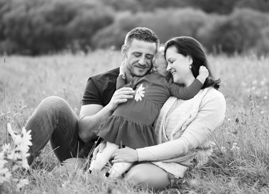 Rodinne fotenie v prírode Soňa Kalabová Family portrait photography Rodinne fotenie v prírode Soňa Kalabová Family portrait photography